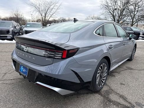 New 2026 Hyundai Sonata Limited image 8