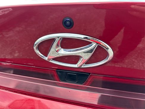 Certified 2023 Hyundai Elantra SEL w/ Convenience Package FWD image 15