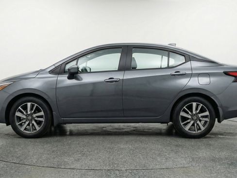 Used 2025 Nissan Versa SV FWD image 5