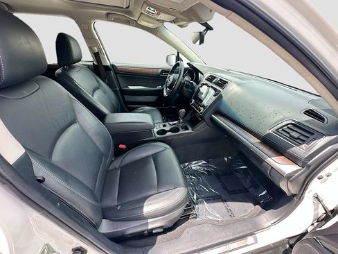 Used 2019 Subaru Outback 2.5i Limited w/ Popular Package #2 AWD/4WD image 28