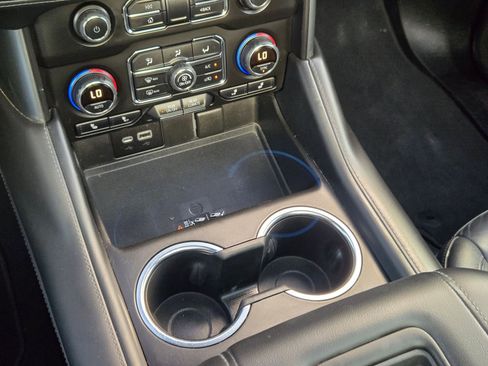 Used 2022 Chevrolet Tahoe Z71 w/ Z71 Off-Road Package image 22