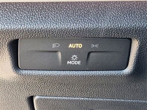 New 2026 Volkswagen Tiguan SE R-Line image 20