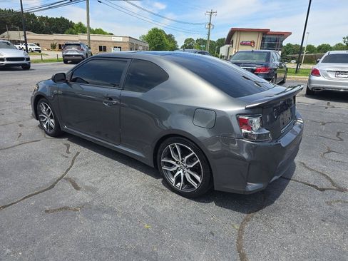 Used 2014 Scion tC FWD image 8