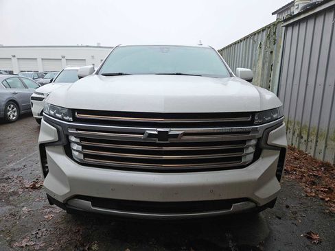 Used 2022 Chevrolet Suburban High Country image 5