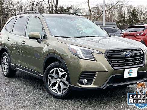 Certified 2023 Subaru Forester Premium image 2