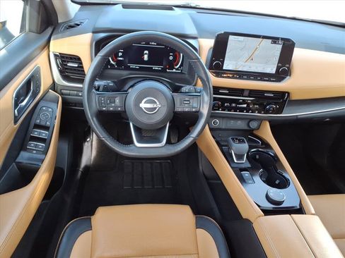 Certified 2023 Nissan Rogue Platinum w/ Platinum Premium Package image 8