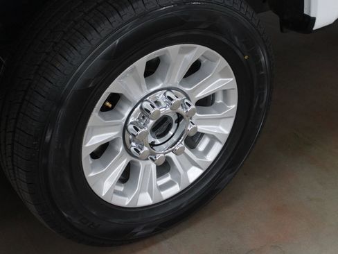 Used 2022 Ford F350 XL w/ STX Appearance Package image 25