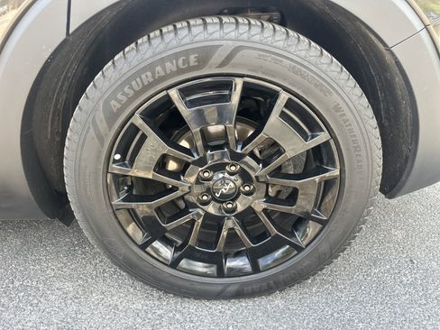 Used 2022 Kia Telluride EX w/ EX Premium Package AWD/4WD image 13