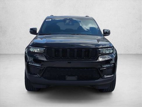 New 2025 Jeep Grand Cherokee Limited w/ Black Appearance Package RWD image 6