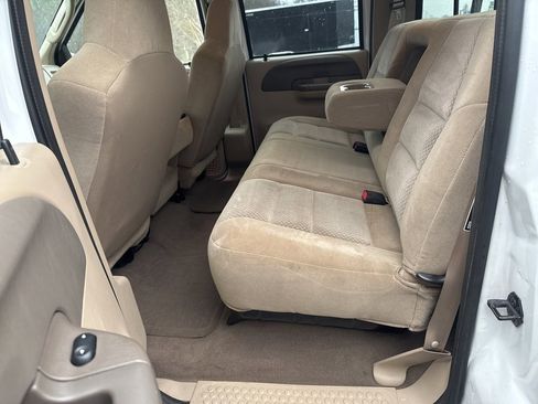 Used 2003 Ford F350 XLT image 28
