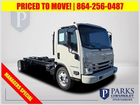 New 2025 Chevrolet Low Cab Forward image 1