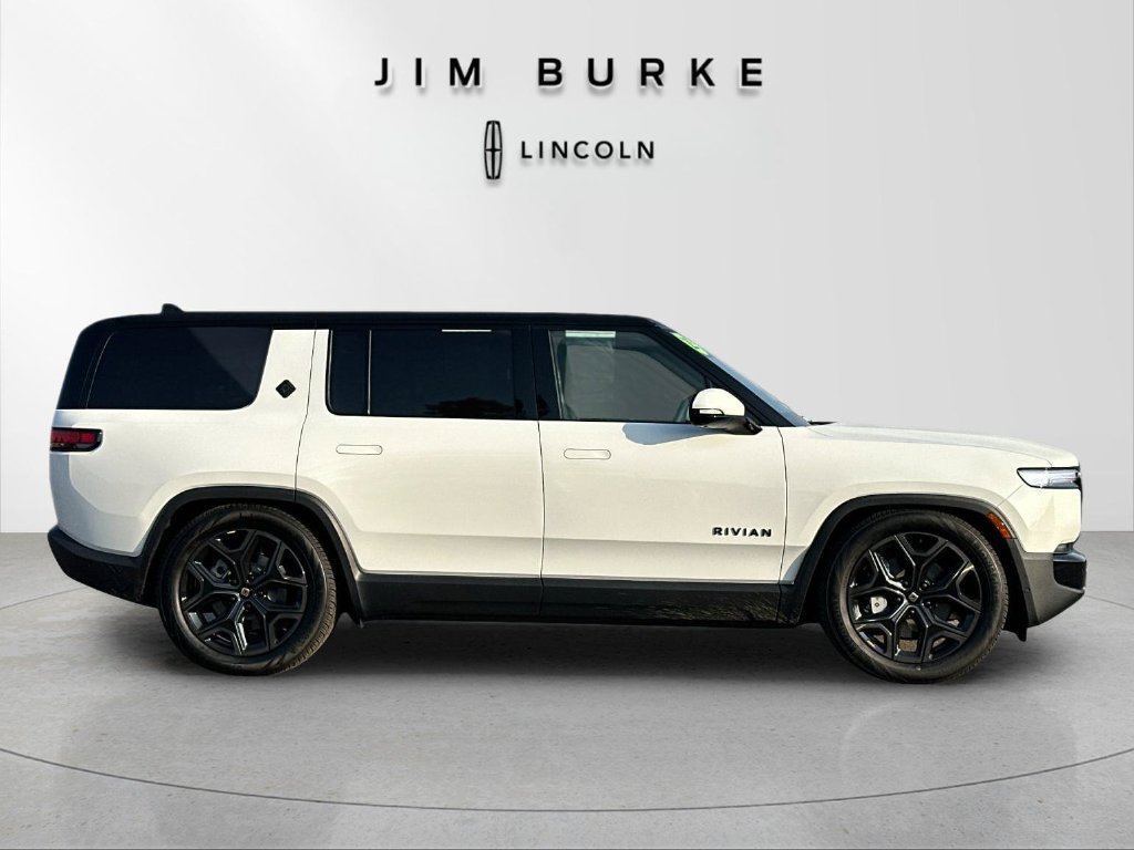 Used 2025 Rivian R1S Adventure Dual AWD/4WD image 6