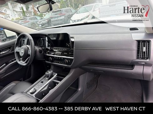 Certified 2023 Nissan Pathfinder SL w/ Lighting Package (N92) AWD/4WD image 31