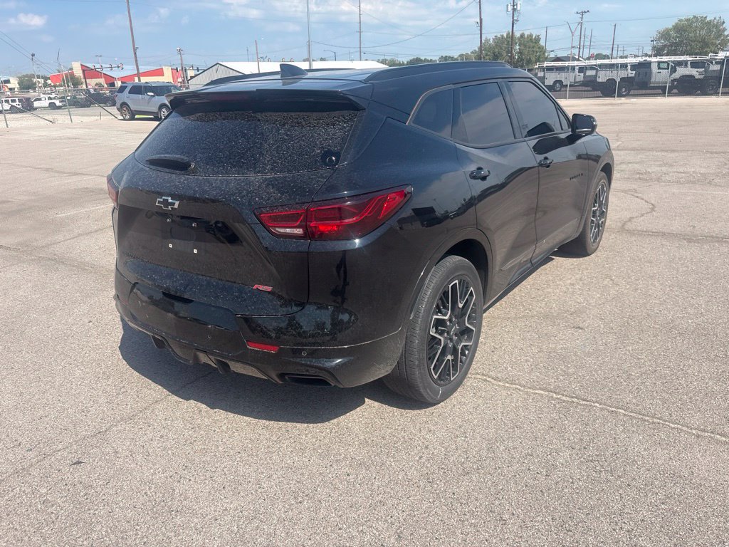 Used 2023 Chevrolet Blazer RS w/ Driver Confidence II Package AWD/4WD image 17