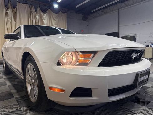 Used 2012 Ford Mustang Coupe RWD image 6