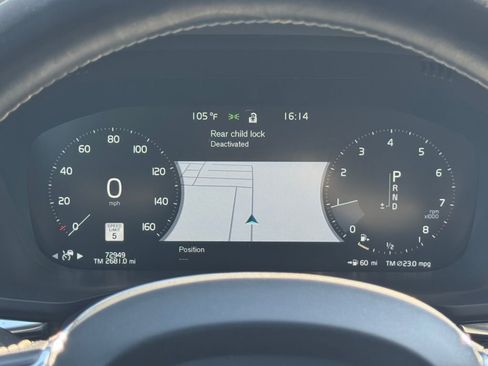 Used 2021 Volvo XC60 T6 R-Design image 24