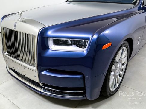 Used 2019 Rolls-Royce Phantom Sedan image 43