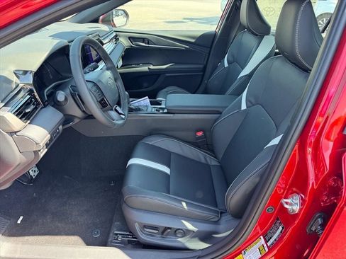 New 2026 Toyota Camry SE w/ Convenience Package FWD image 10