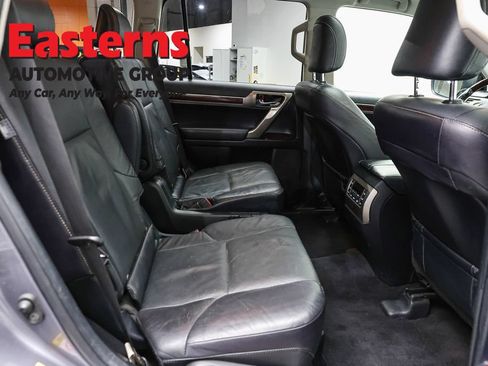 Used 2018 Lexus GX 460 Premium AWD/4WD image 25