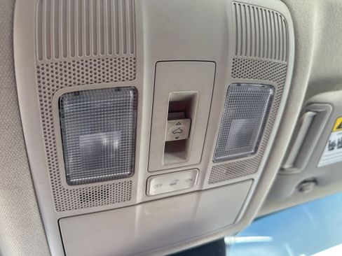 Used 2017 MAZDA MAZDA3 Grand Touring image 22