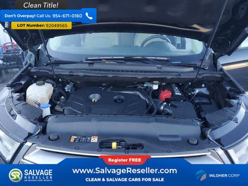 Used 2017 Ford Edge SE image 16