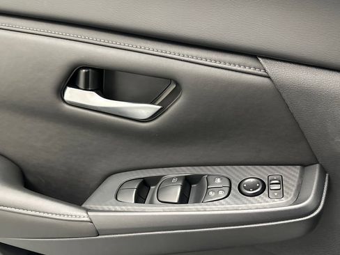 New 2025 Nissan Sentra SV w/ All-Weather Package image 14