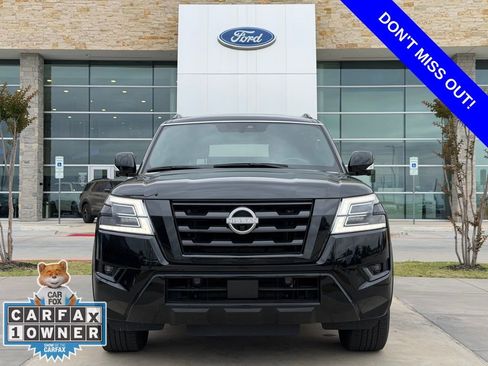 Used 2024 Nissan Armada SL w/ Midnight Edition Package image 2