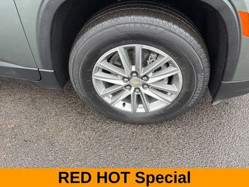 Used 2022 Chevrolet Traverse LT w/ LPO, Floor Liner Package AWD/4WD image 45