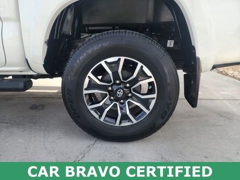 Used 2020 Toyota Tacoma TRD Sport w/ Technology Package image 19
