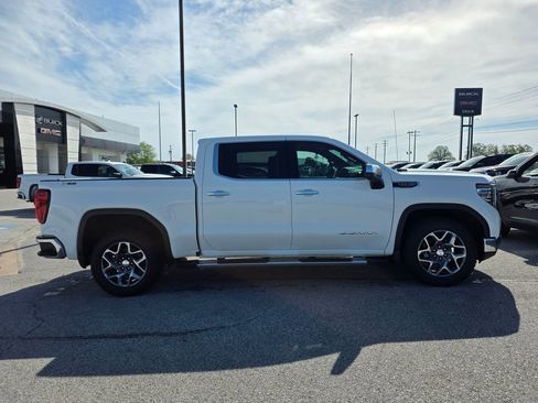 Used 2024 GMC Sierra 1500 SLT w/ SLT Premium Plus Package image 9