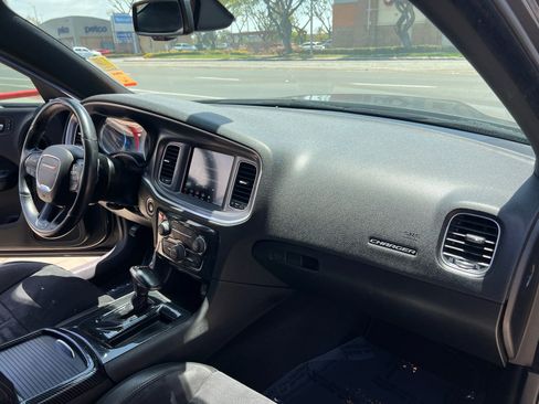 Used 2019 Dodge Charger R/T RWD image 36