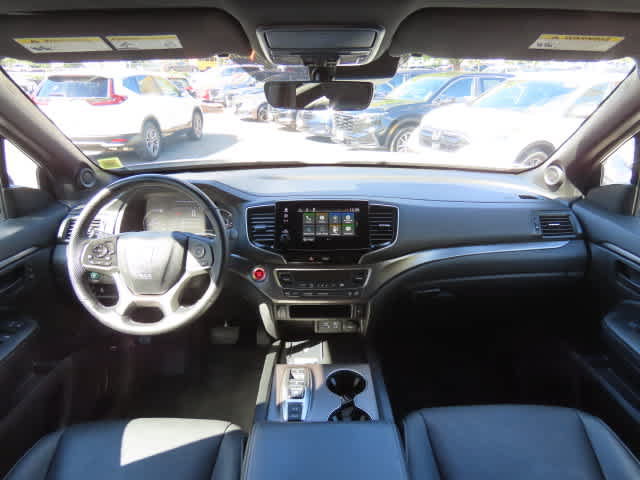Certified 2024 Honda Passport EX-L image 16