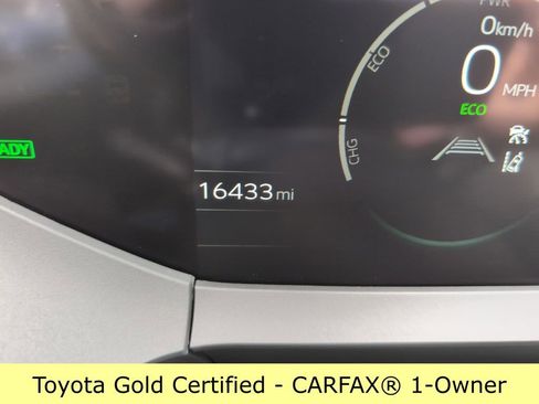 Certified 2024 Toyota Prius Limited image 19