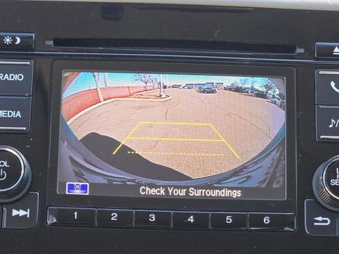 Used 2020 Honda HR-V LX image 19