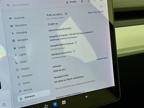 Used 2019 Tesla Model 3 Standard Range image 18