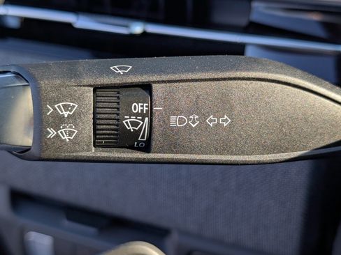 New 2026 GMC Sierra EV Elevation image 25