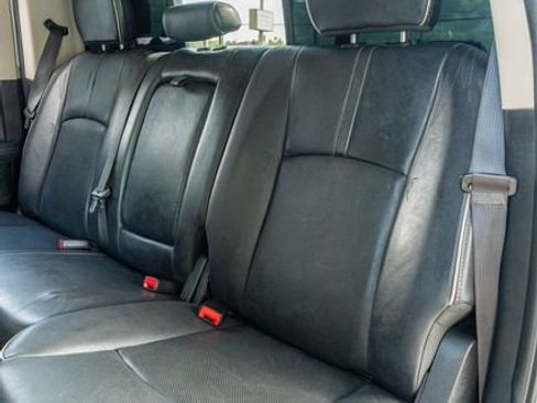 Used 2015 RAM 2500 Limited AWD/4WD image 35