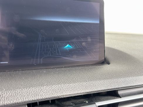 Used 2025 Genesis GV70 2.5T AWD/4WD image 22
