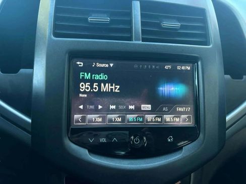 Used 2016 Chevrolet Sonic LT image 22