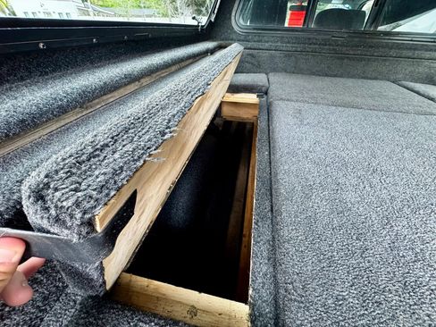 Used 2012 Ford F150 XLT w/ XLT Chrome Pkg image 8