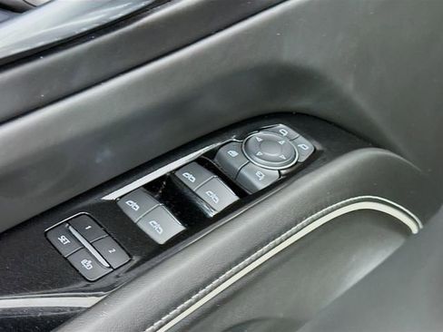 Used 2021 Cadillac Escalade ESV Sport Platinum image 19