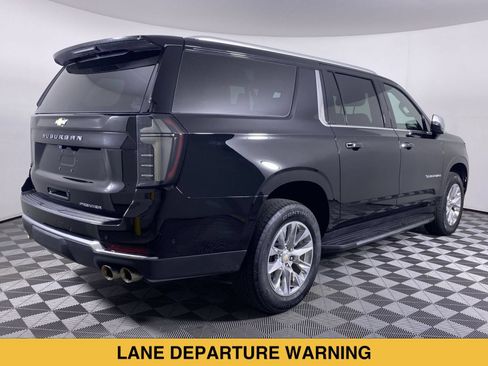 Certified 2026 Chevrolet Suburban Premier AWD/4WD image 20