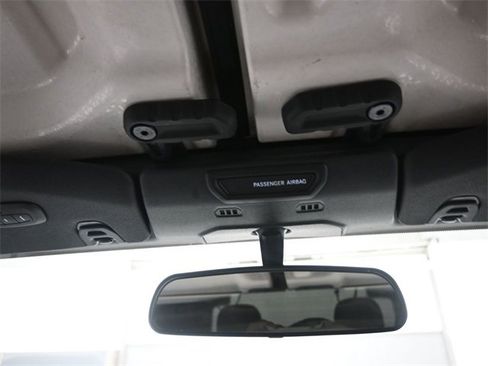 Used 2021 Jeep Wrangler Sport image 12