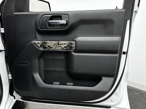 Used 2022 Chevrolet Silverado 1500 Custom Trail Boss w/ Realtree Special Edition image 30