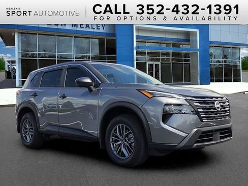 Used 2026 Nissan Rogue S FWD image 1