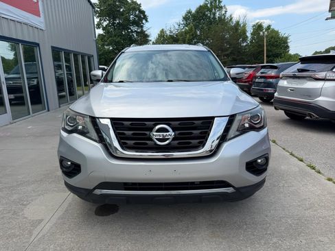 Used 2018 Nissan Pathfinder SV AWD/4WD image 24