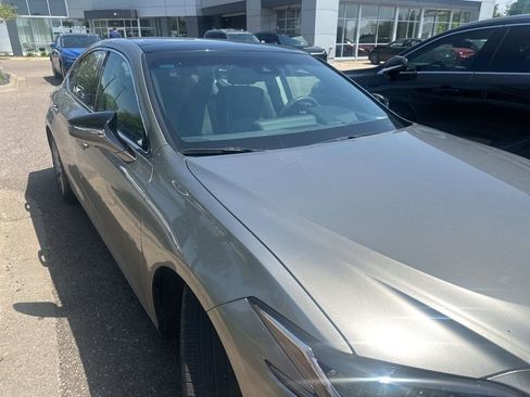 Used 2020 Lexus ES 350 w/ Accessory Package 2 FWD image 24