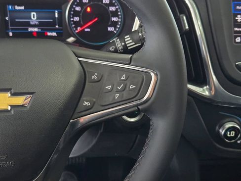 Certified 2023 Chevrolet Equinox LT FWD image 32