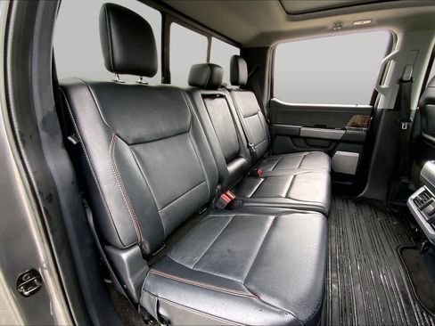 Used 2022 Ford F150 Lariat w/ Max Trailer Tow Package AWD/4WD image 19