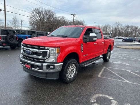 Used 2022 Ford F350 XLT w/ XLT Premium Package image 3